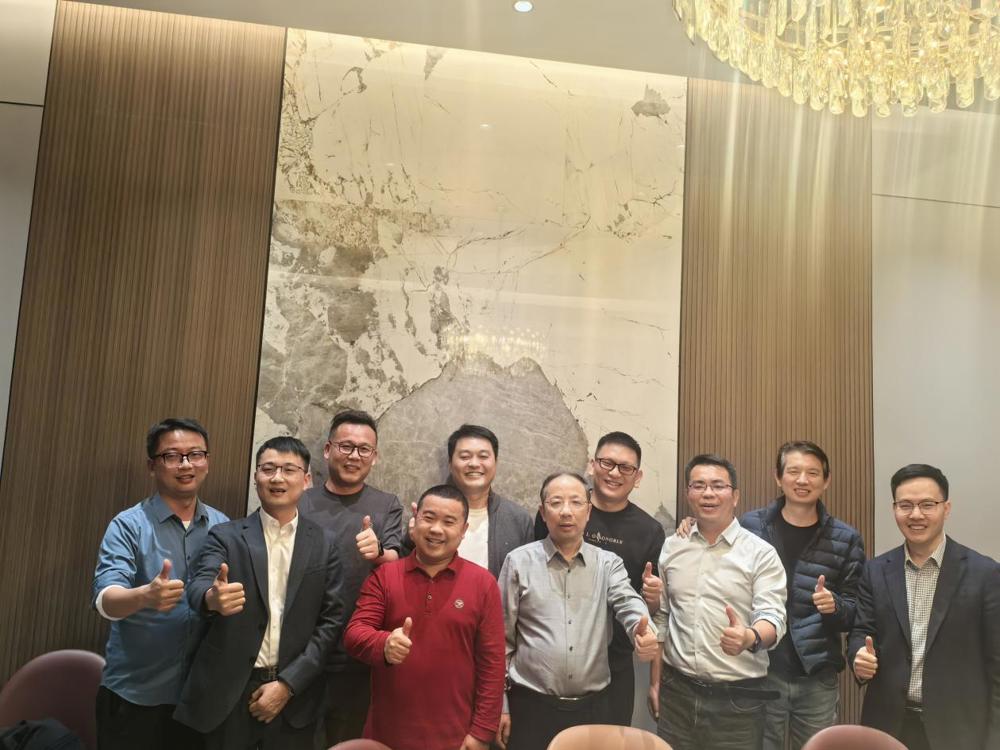 3bc9df1d92dd3187bb2577de7f8f240b